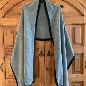 Ralph Lauren Womens Lambswool Angora Shawl